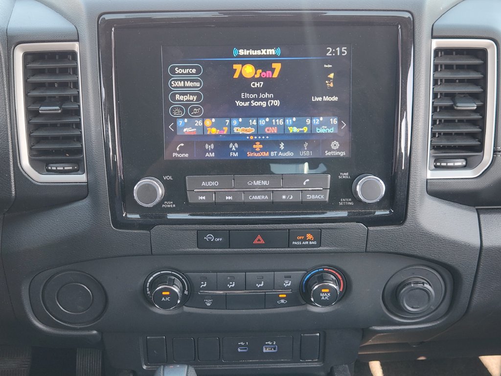 Used 2024 Nissan Frontier SV RWD image 12