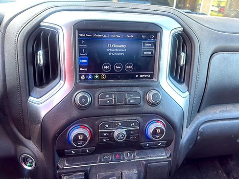 Used 2022 Chevrolet Silverado 2500 LT w/ Convenience Package RWD image 10