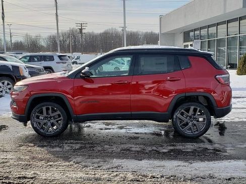 New 2026 Jeep Compass Limited AWD/4WD image 2