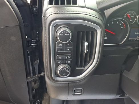 Used 2021 Chevrolet Silverado 1500 RST AWD/4WD image 20