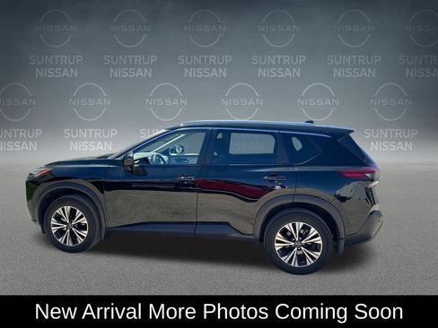 Used 2023 Nissan Rogue SV w/ SV Premium B Package AWD/4WD image 3