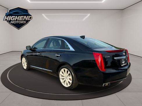 Used 2017 Cadillac XTS Luxury image 4