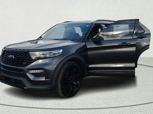 Used 2020 Ford Explorer ST w/ ST Street Pack image 10