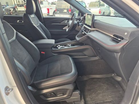 Used 2026 Ford Explorer ST w/ Sun And Sound Package AWD/4WD image 21
