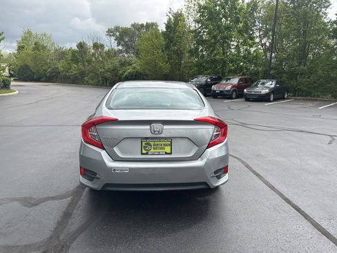 Used 2016 Honda Civic EX image 6