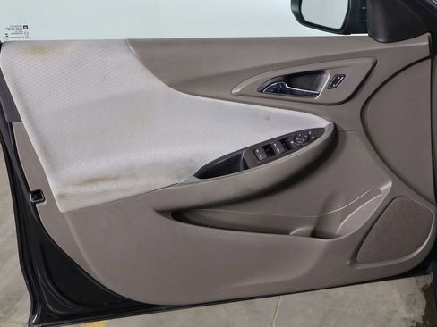 Used 2020 Chevrolet Malibu LS FWD image 19