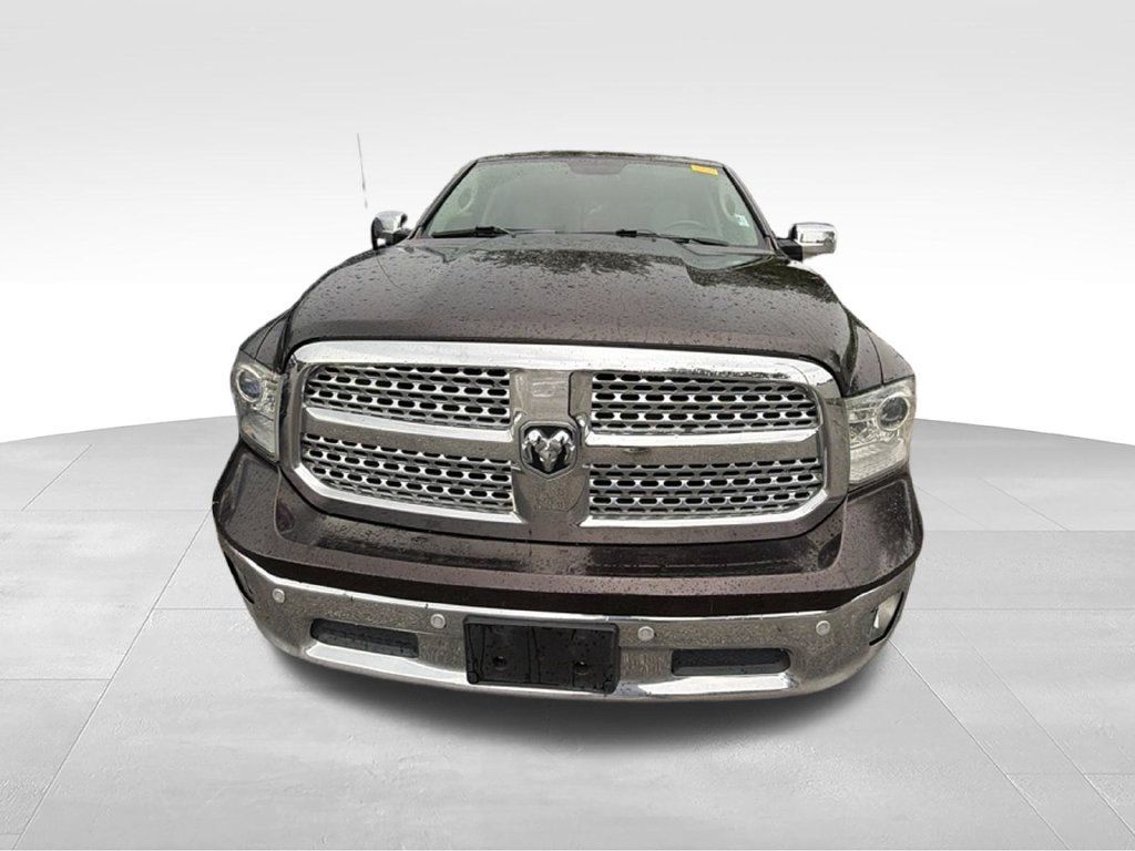 Used 2017 RAM 1500 Laramie AWD/4WD image 2