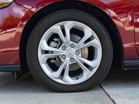 Used 2025 Honda Accord LX image 14