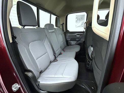 Used 2019 RAM 1500 Big Horn AWD/4WD image 18