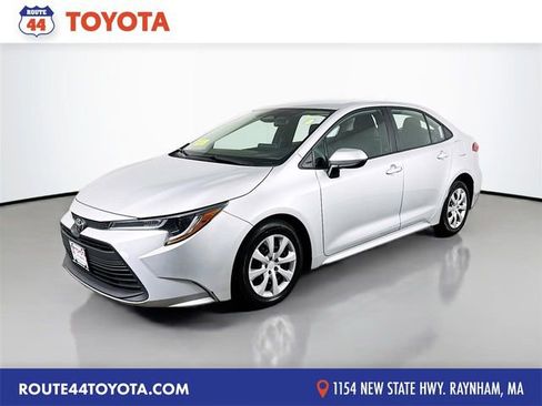 Used 2023 Toyota Corolla LE FWD image 1
