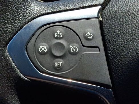 Used 2022 Chevrolet Traverse LS w/ Midnight/Sport Edition AWD/4WD image 23
