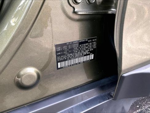 Used 2024 Subaru Outback Premium AWD/4WD image 37