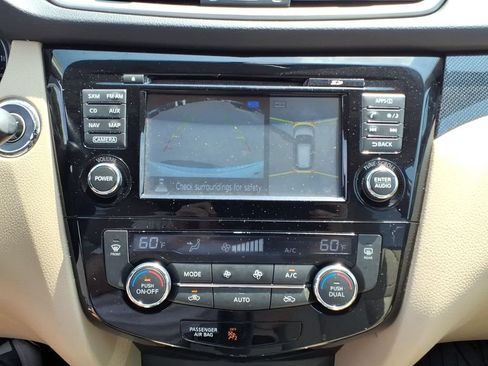 Used 2016 Nissan Rogue SL w/ SL Premium Package AWD/4WD image 10