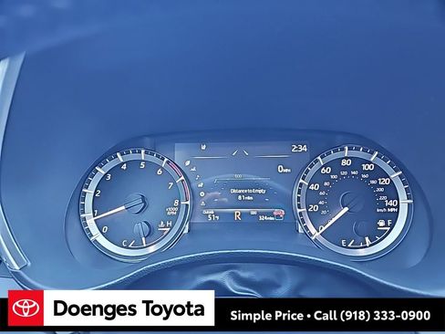 New 2026 Toyota Highlander XLE image 28