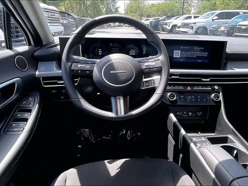 Used 2024 Hyundai Sonata SEL FWD image 6