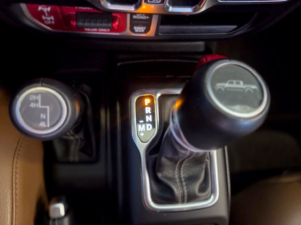 Used 2020 Jeep Gladiator Rubicon AWD/4WD image 40
