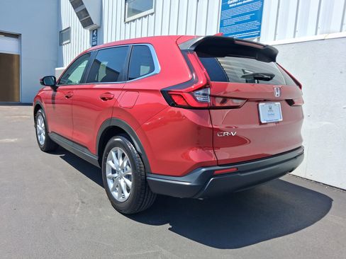 Used 2026 Honda CR-V EX image 3