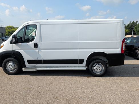 Used 2025 RAM ProMaster 2500 w/ U-Haul Equipment Group FWD image 7