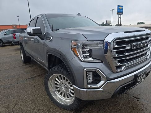 Used 2021 GMC Sierra 1500 SLT w/ SLT Premium Package AWD/4WD image 7