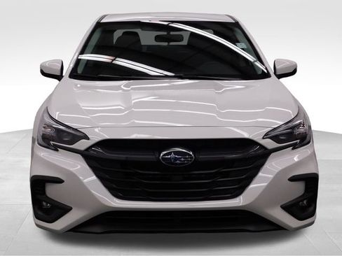 Used 2025 Subaru Legacy Premium image 3