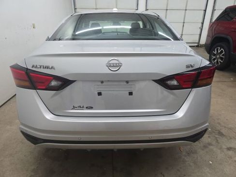 Used 2023 Nissan Altima 2.5 SV image 10