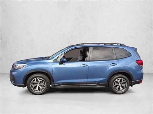 Used 2019 Subaru Forester Premium AWD/4WD image 2