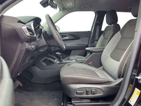 Used 2023 Chevrolet TrailBlazer LT image 8