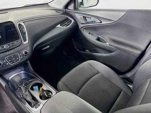 Used 2024 Chevrolet Malibu LT FWD image 24
