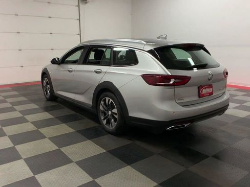 Used 2019 Buick Regal Preferred w/ Sights and Sounds Package AWD/4WD image 6