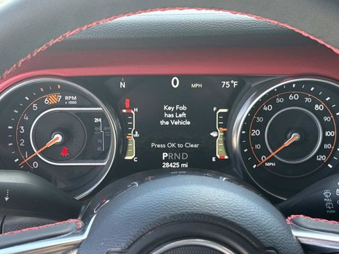 Used 2023 Jeep Wrangler Unlimited Rubicon w/ LED Lighting Group AWD/4WD image 27