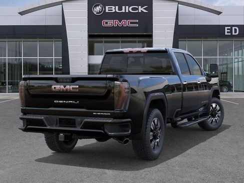 New 2026 GMC Sierra 3500 Denali image 4