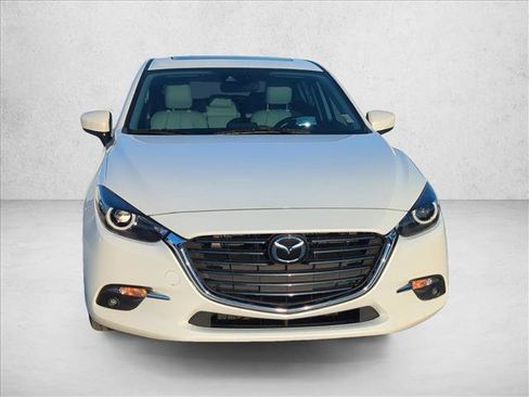 Used 2018 MAZDA MAZDA3 Grand Touring w/ Premium Equipment Package FWD image 2