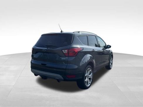 Used 2019 Ford Escape Titanium FWD image 5