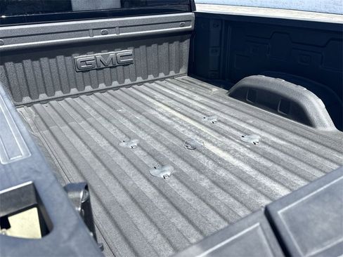 New 2025 GMC Sierra 2500 Denali w/ Denali Reserve Package image 31