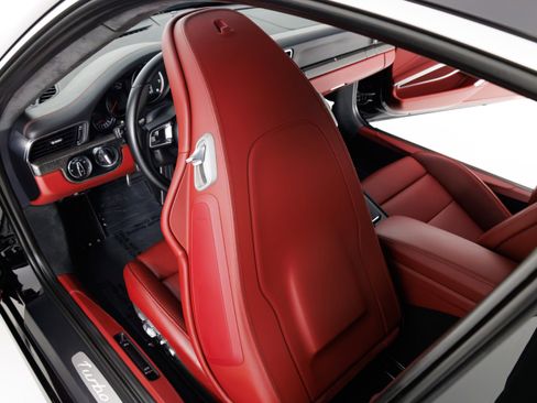 Used 2017 Porsche 911 Turbo S image 48