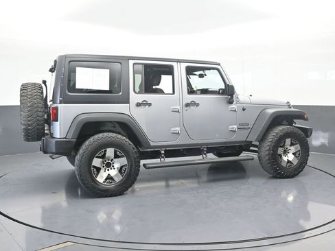 Used 2016 Jeep Wrangler Unlimited Sport w/ Quick Order Package 24S AWD/4WD image 2