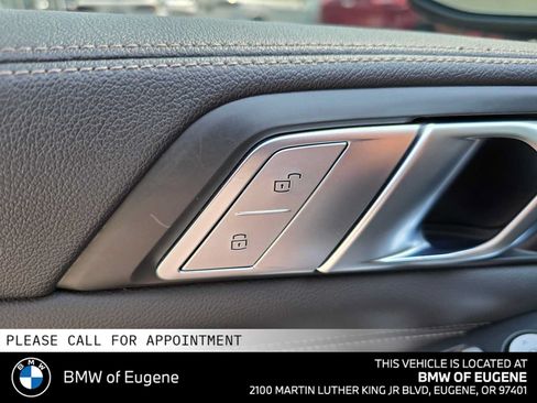 Used 2019 BMW X7 xDrive40i w/ Premium Package AWD/4WD image 28