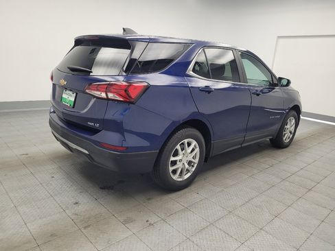 Used 2023 Chevrolet Equinox LT AWD/4WD image 9