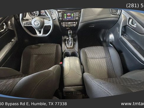 Used 2020 Nissan Rogue SV w/ Premium Package AWD/4WD image 11