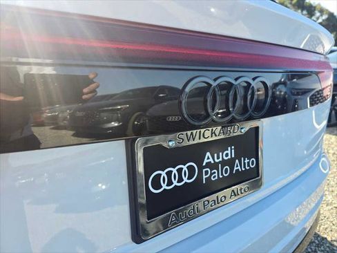 New 2026 Audi SQ8 Prestige image 16