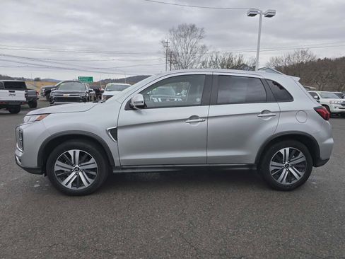 Used 2025 Mitsubishi Outlander Sport SE image 7