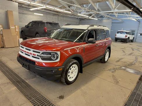 Certified 2024 Ford Bronco Sport Heritage w/ Heritage Convenience Package image 3