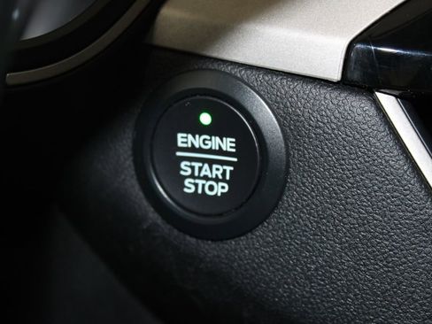 Used 2021 Ford Escape SEL image 48