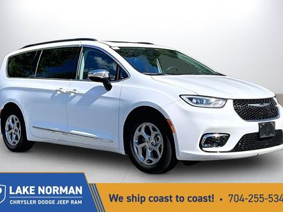 Certified 2023 Chrysler Pacifica Limited