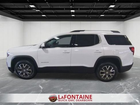 Used 2023 GMC Acadia SLE w/ Driver Convenience Package image 5
