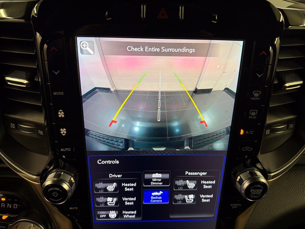 Used 2019 RAM 1500 Laramie w/ Sport Appearance Package AWD/4WD image 13