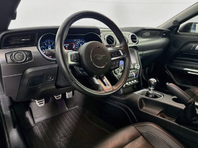 Used 2020 Ford Mustang GT Premium w/ Equipment Group 401A RWD image 20