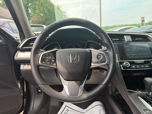 Used 2018 Honda Civic EX image 20