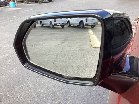 Used 2024 Chevrolet Blazer LT w/ Convenience Package image 32