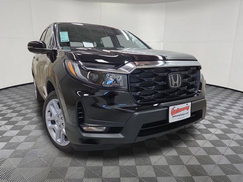 Used 2024 Honda Passport EX-L image 2